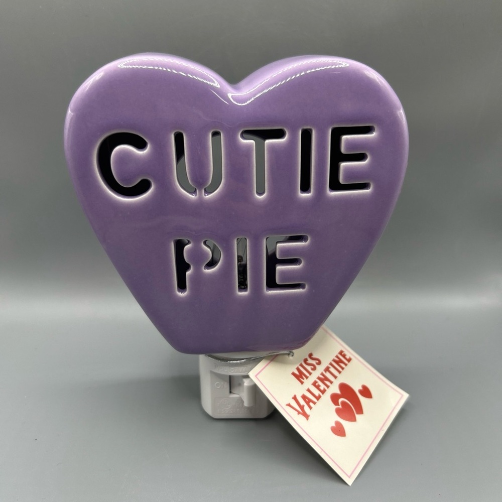 Miss Valentine Mr Christmas PurpleConversation Heart CUTIE PIE Night Light NEW